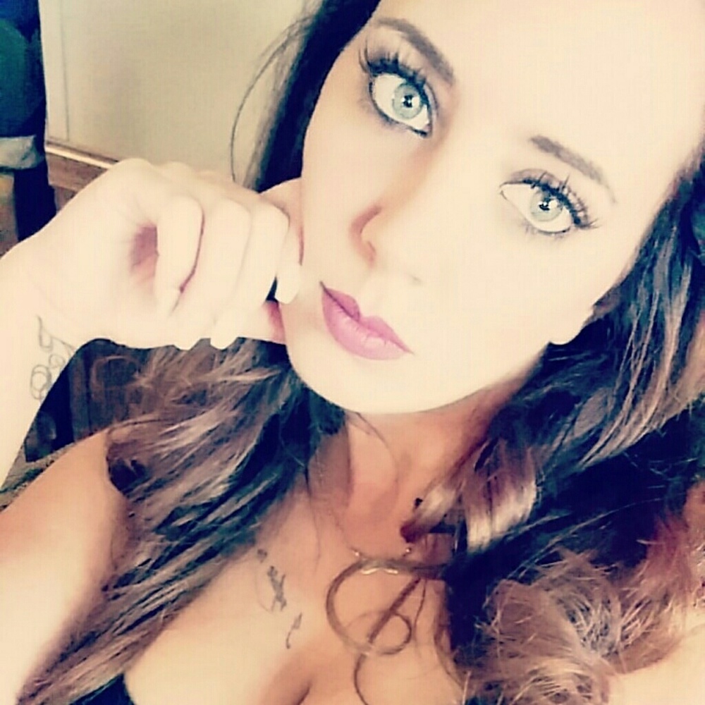 Meet your Posher, Whitney